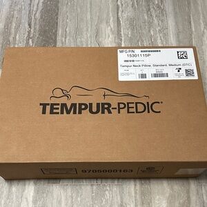 Tempur-Pedic Tempur-Neck Pillow NEW in Box